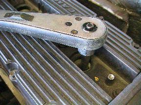 Spark plug removal (K series)